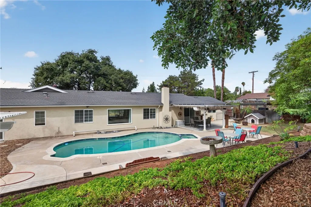 https://cdn.realtyfeed.com/cdn/127/307082540/932a8ab194ffb30f492d146ec51b5fb3.webp