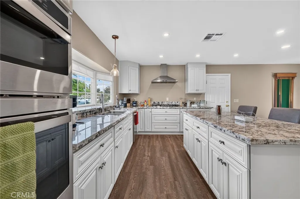 https://cdn.realtyfeed.com/cdn/127/307082540/94c5c83cd3f41f2f6b7566f978bd2f80.webp