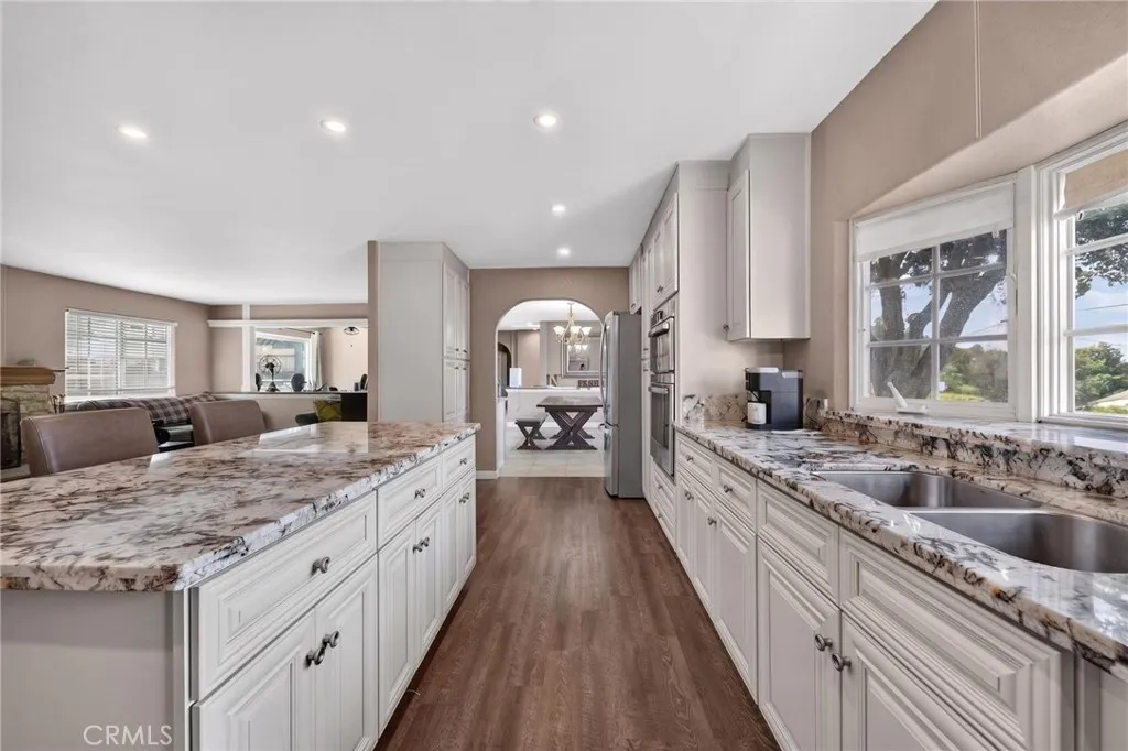 https://cdn.realtyfeed.com/cdn/127/307082540/cd5ce241930aa8165d2378f3e497b982.webp
