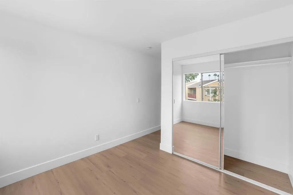 https://cdn.realtyfeed.com/cdn/127/307082571/2d273ef97c9447e31c1b0bbec88e65b0.webp