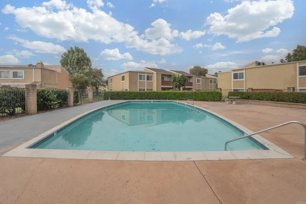https://cdn.realtyfeed.com/cdn/127/307082571/7bab21f509af7ead9c925abb32283990.webp