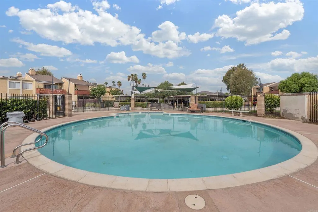 https://cdn.realtyfeed.com/cdn/127/307082571/a0357c9dc09267f3d117e7cfdadd0c66.webp