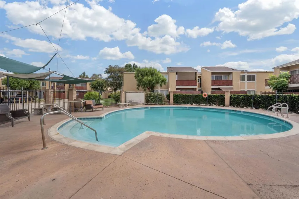 https://cdn.realtyfeed.com/cdn/127/307082571/a1f5d0d68554613f1b95da07087ff92c.webp
