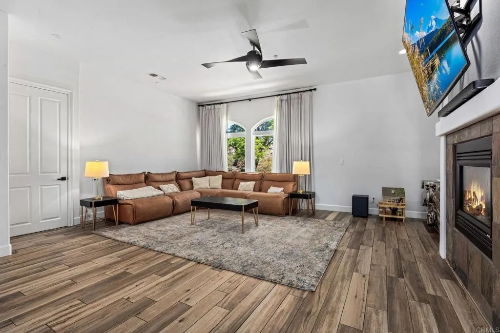 https://cdn.realtyfeed.com/cdn/127/307082574/12f1c5ec2b9eea036c4a333003b6623c.webp