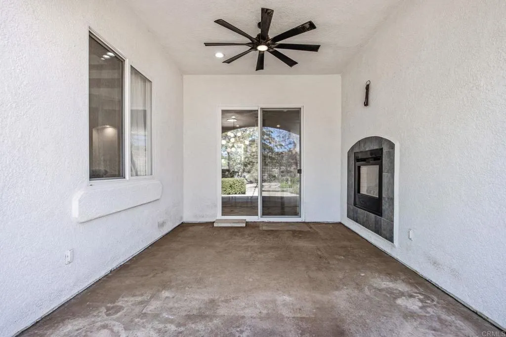 https://cdn.realtyfeed.com/cdn/127/307082574/4941e4d5ed718d97bbc3bf7b4372b7f0.webp
