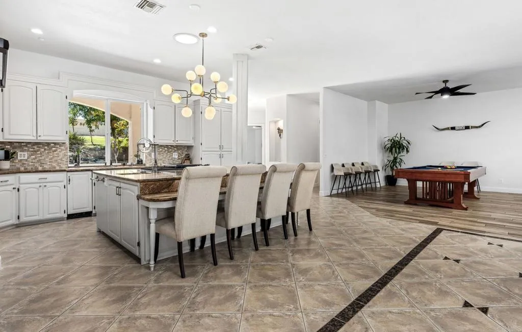 https://cdn.realtyfeed.com/cdn/127/307082574/daffdbec464773ae787135fc09ea2e29.webp