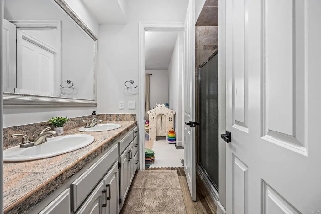 https://cdn.realtyfeed.com/cdn/127/307082574/f66d975c8f7771510a4a0b7ba192ed19.webp