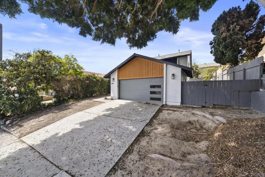 https://cdn.realtyfeed.com/cdn/127/307082590/0559e3d1712ac32d15ccd793aade3f3f.webp