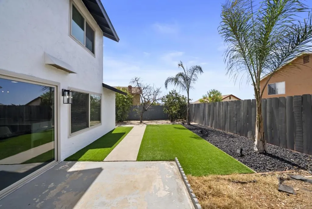 https://cdn.realtyfeed.com/cdn/127/307082590/61fc3e4ed903bd6a6b798b9005a17f32.webp