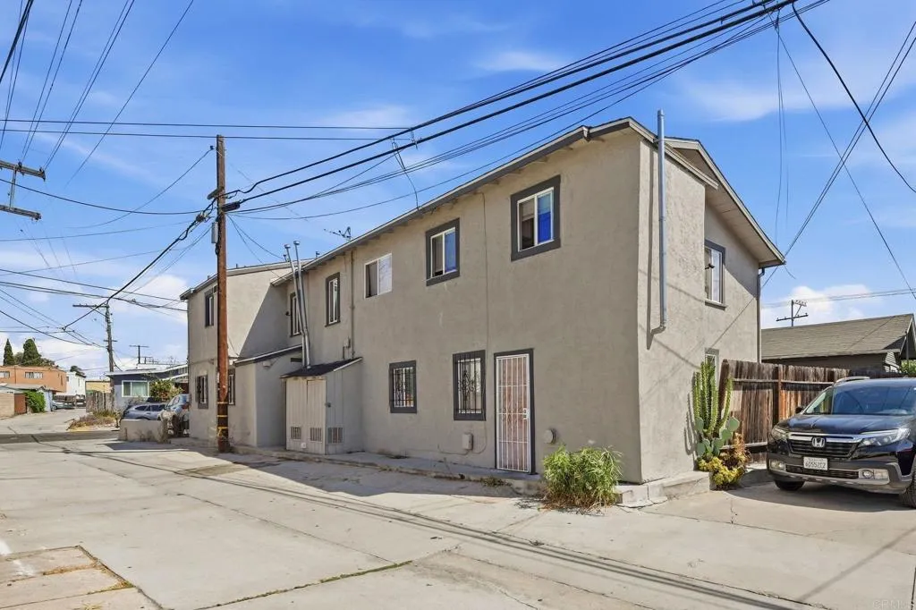 3327 Polk Avenue, San Diego, CA 92104 - Photo 4 of 10, San Diego, CA