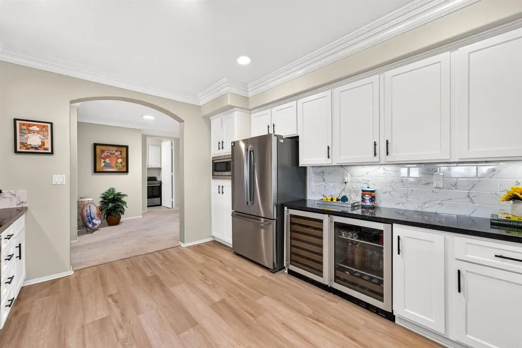 https://cdn.realtyfeed.com/cdn/127/307082652/56cac3e0466f1b70d41db6065750026a.webp