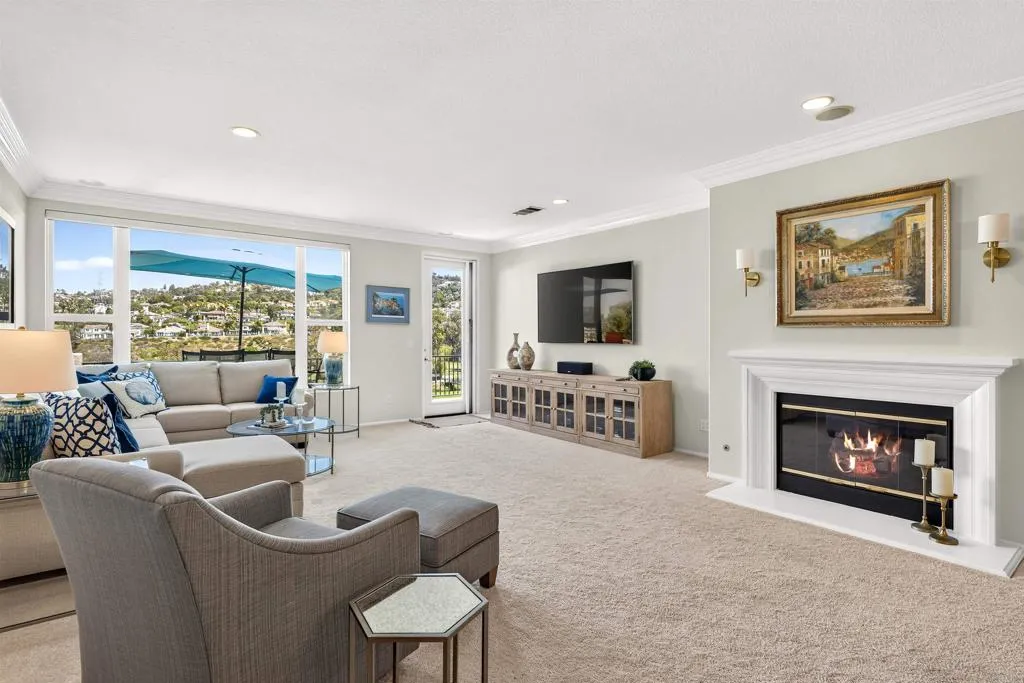 https://cdn.realtyfeed.com/cdn/127/307082652/8140ffc09131ce1a400f5e4bfdb7a241.webp