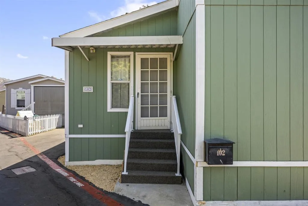 9902 Jamacha Unit 102, Spring Valley, CA 91977 - Photo 3 of 28, Spring Valley, CA