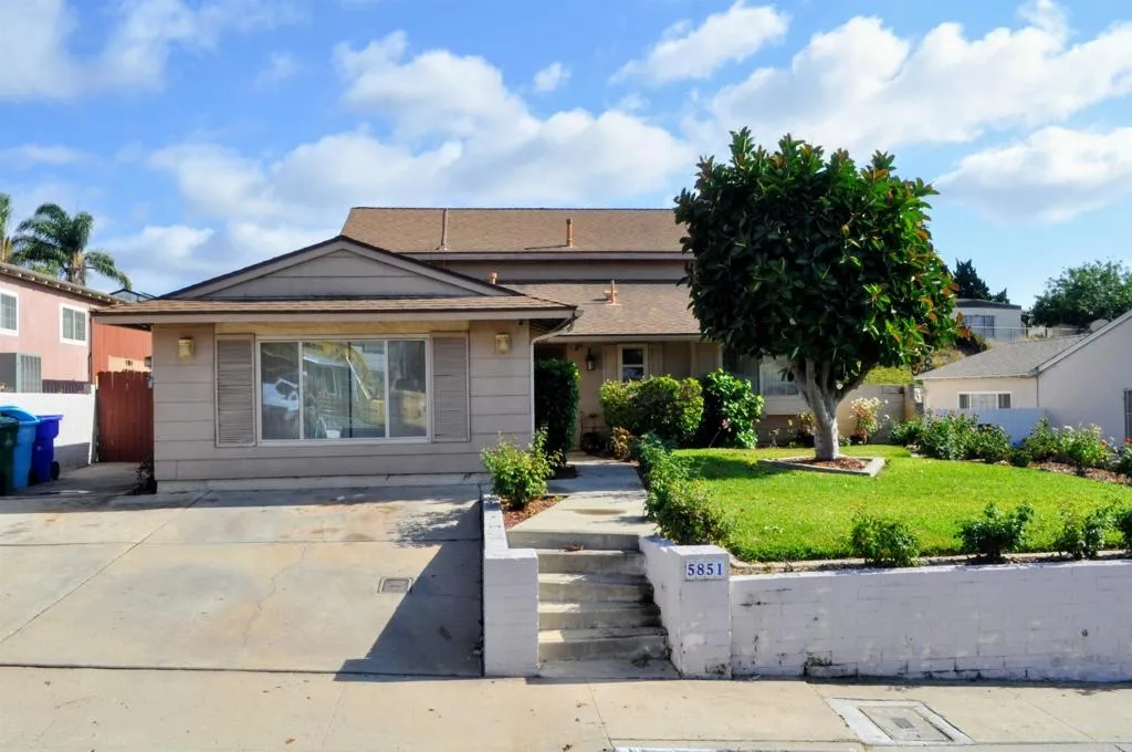 https://cdn.realtyfeed.com/cdn/127/307082793/00aa0006e1575f17925cb1382ffeae07.webp