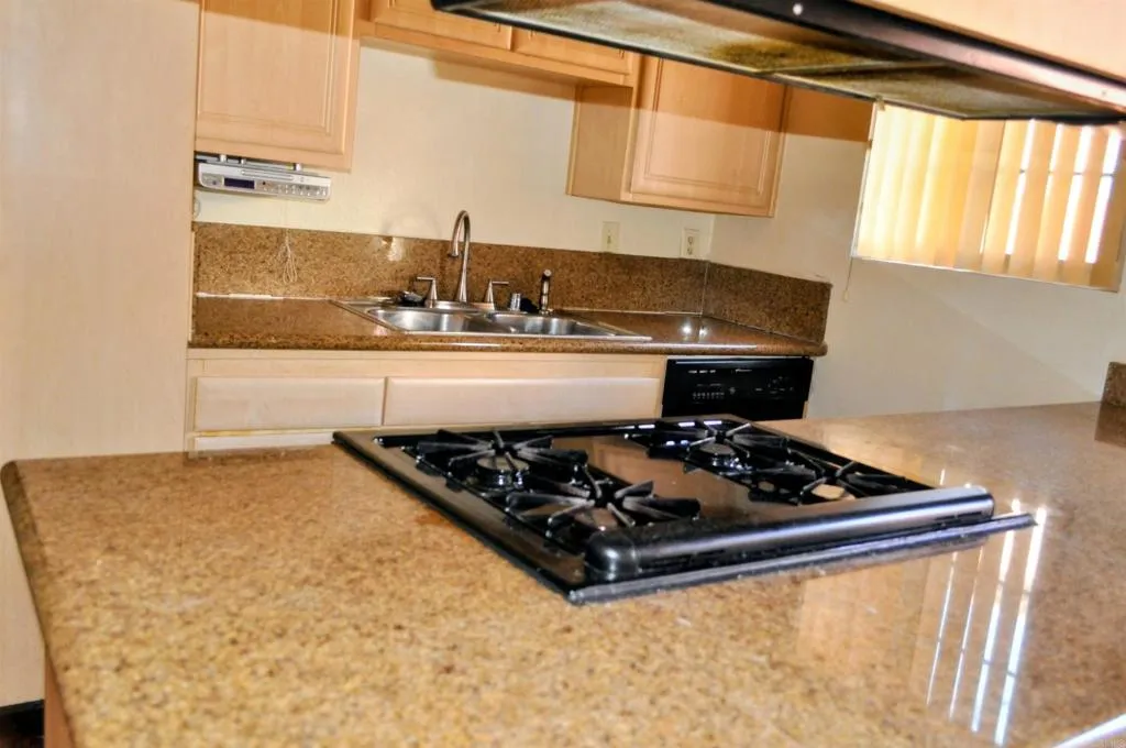 https://cdn.realtyfeed.com/cdn/127/307082793/45b42d1d36ee35399458258b8d16af6a.webp