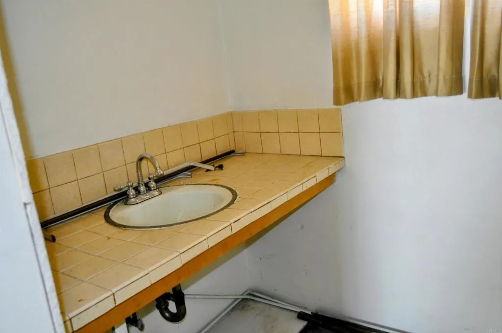 https://cdn.realtyfeed.com/cdn/127/307082793/93a88e057e8df47a7f2439c9092a5c55.webp