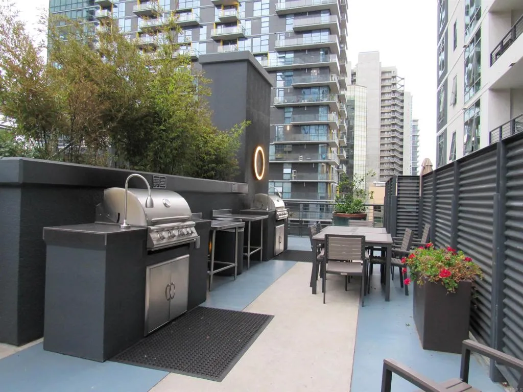 https://cdn.realtyfeed.com/cdn/127/307082811/4c12ca78dc7f90525bc2f4b6918406a6.webp