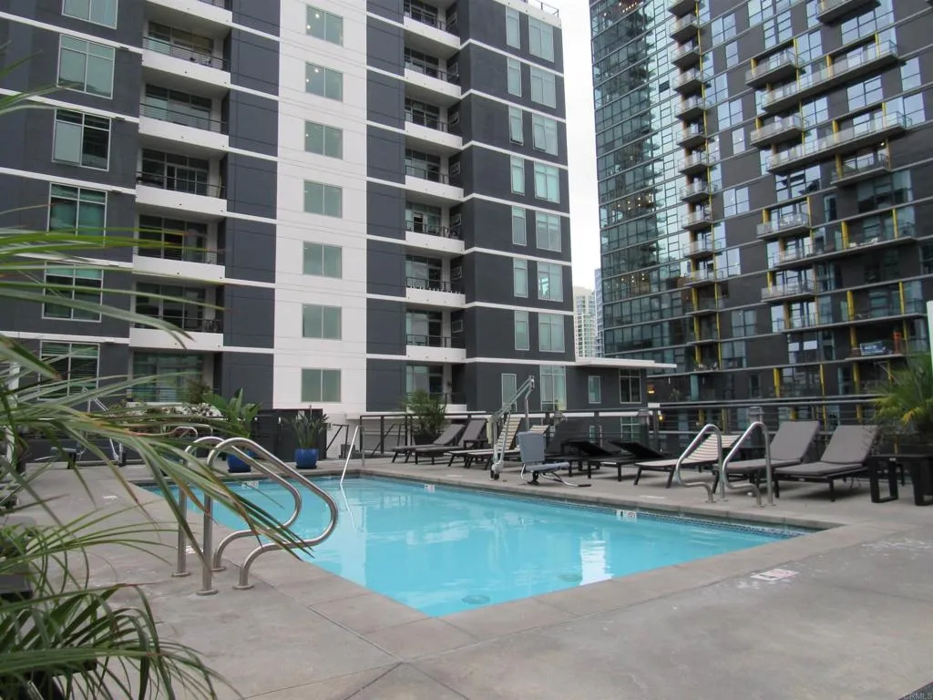 https://cdn.realtyfeed.com/cdn/127/307082811/82914e01b0ca9c53620d1e5c4a383172.webp