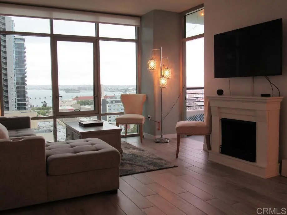425 W Beech St Unit 1255, San Diego, CA 92101 - Photo 3 of 33, San Diego, CA