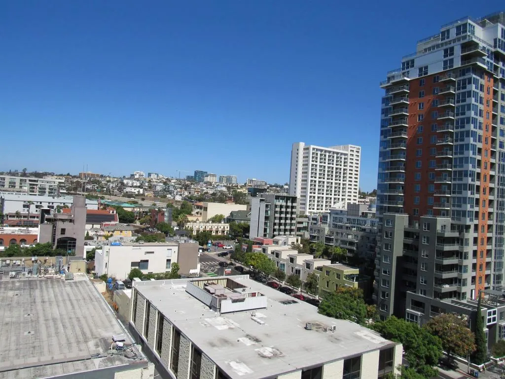 https://cdn.realtyfeed.com/cdn/127/307082811/ea2022297bb9ba88867964a4ddfd3289.webp