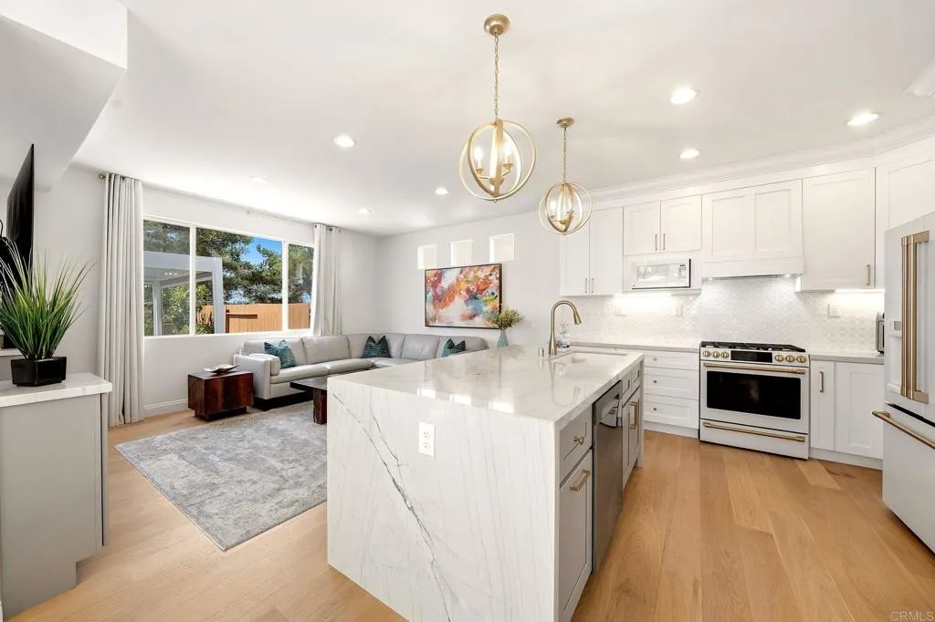 https://cdn.realtyfeed.com/cdn/127/307082818/9358277715a4690df8014151ac1c2873.webp
