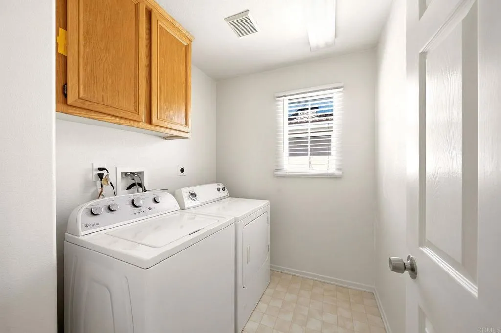 https://cdn.realtyfeed.com/cdn/127/307082818/ef8747c0ff6588cdcd7d52addd82aafa.webp