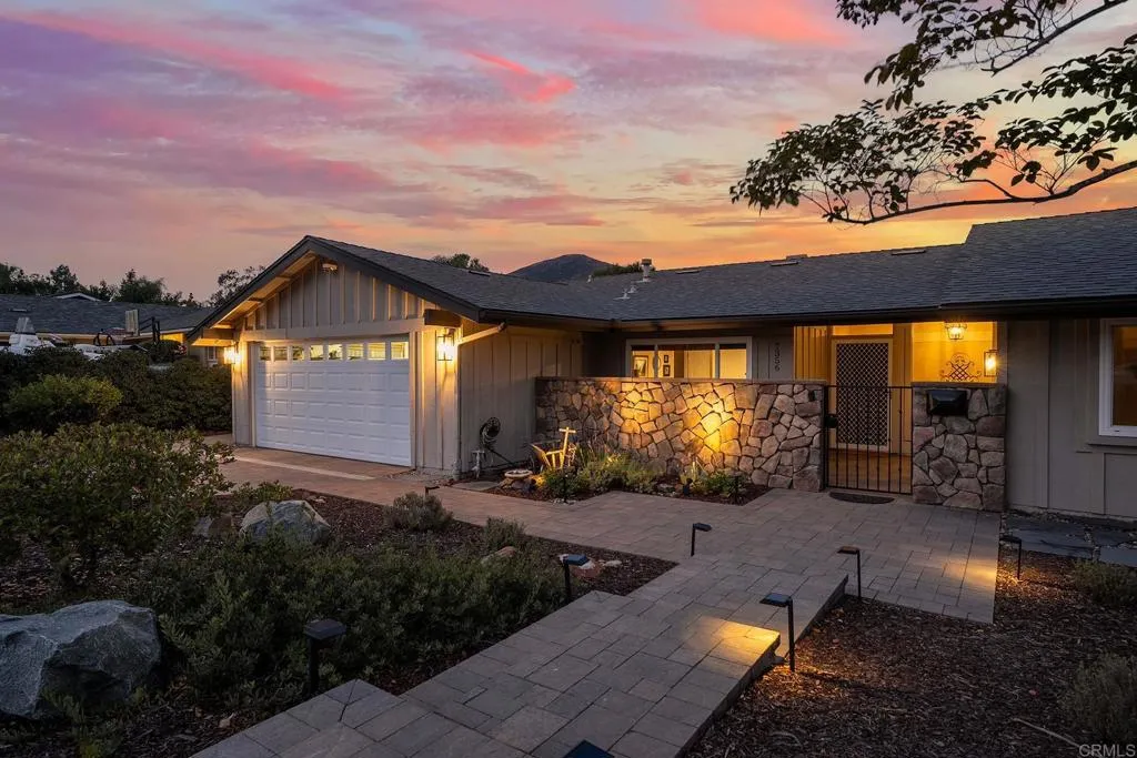 https://cdn.realtyfeed.com/cdn/127/307082921/5b272305237b694706ab390dc3b4a49a.webp