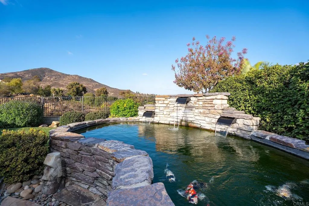 https://cdn.realtyfeed.com/cdn/127/307082921/6103a5efa21293ca6e4ded113f8b7463.webp