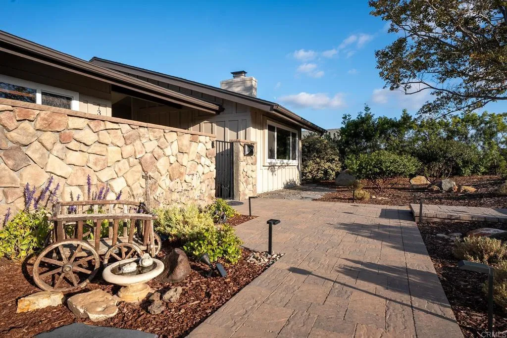 https://cdn.realtyfeed.com/cdn/127/307082921/cd7c5125460534f3c35cef2cf3ed1c6e.webp