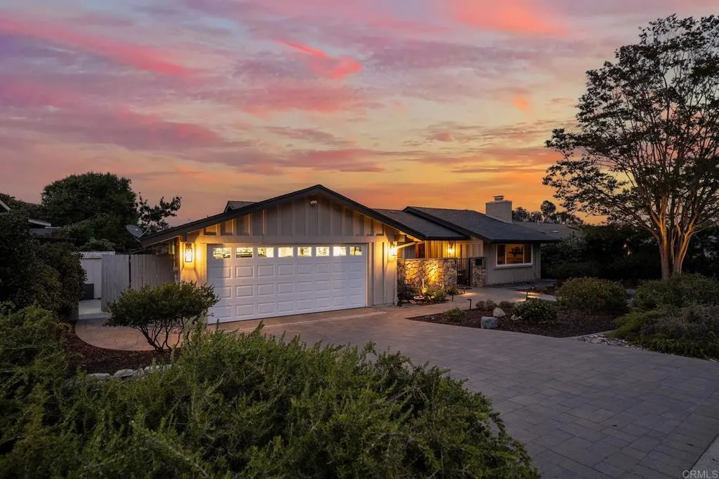 https://cdn.realtyfeed.com/cdn/127/307082921/fe9d8cc3acf34498f92680b134e5a19b.webp