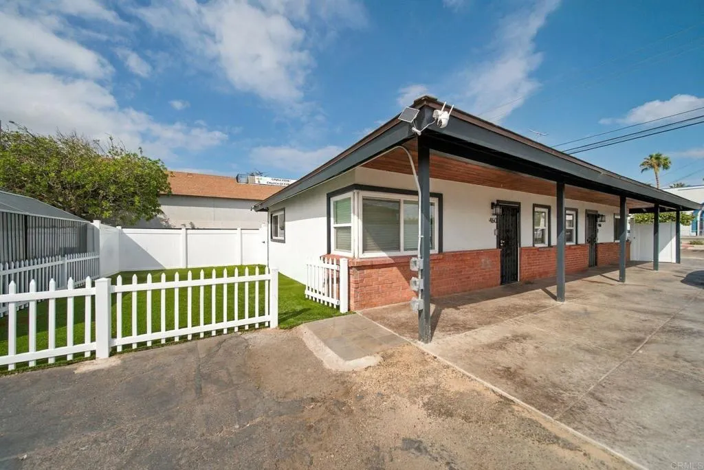 https://cdn.realtyfeed.com/cdn/127/307082933/098d182f1cf7610f5c552b944967e416.webp