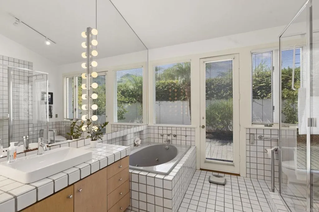 https://cdn.realtyfeed.com/cdn/127/307082962/34eddd7142d4e1ec0d71054ef33d4b2d.webp