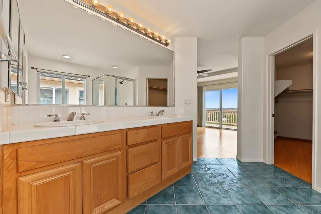 https://cdn.realtyfeed.com/cdn/127/307082970/4601f876b0038b0533c00813c2538dd1.webp
