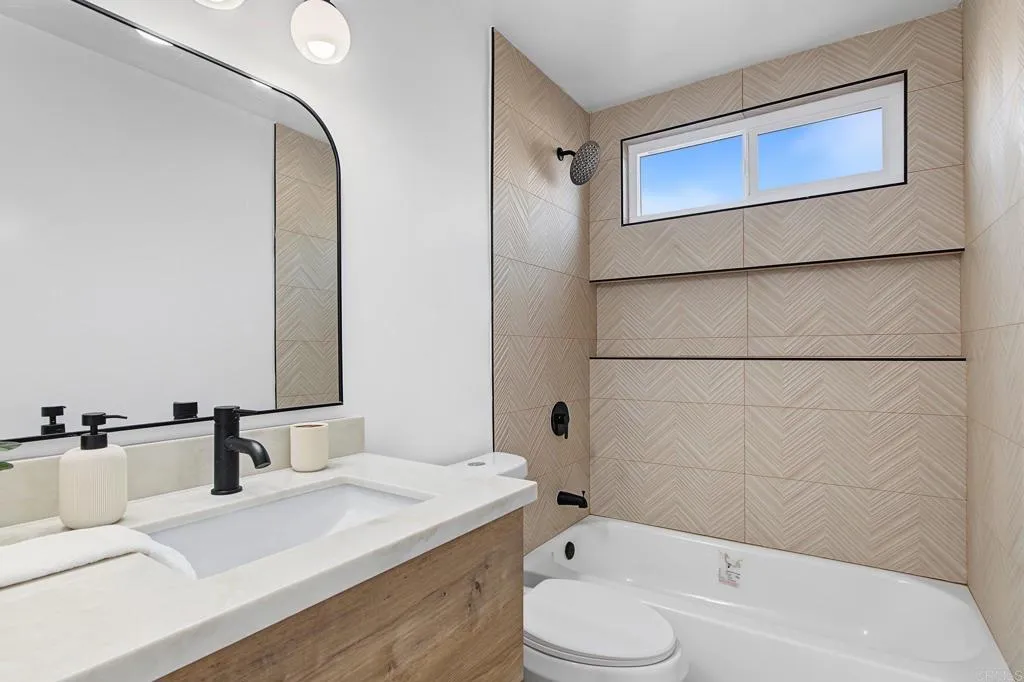 https://cdn.realtyfeed.com/cdn/127/307082972/0b21d1c733437aeb1e18a07d7ad24200.webp
