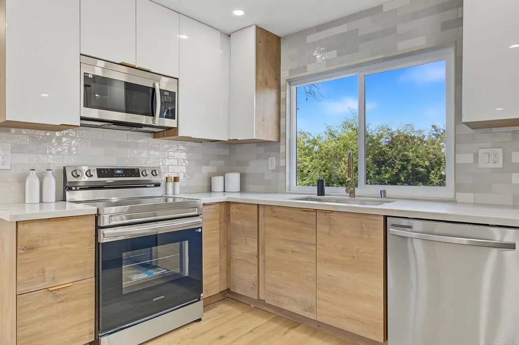https://cdn.realtyfeed.com/cdn/127/307082972/79dcedb5dd947c22464e3e98d62eb7c8.webp