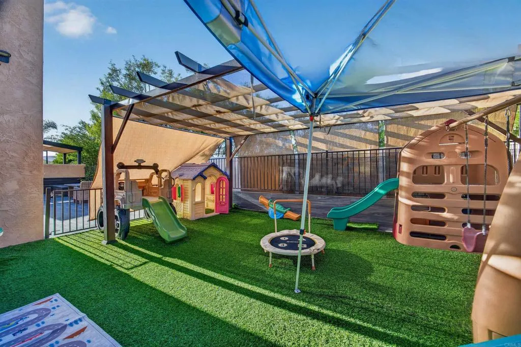 https://cdn.realtyfeed.com/cdn/127/307082990/41f7d8d803c89248f8af2248e247cc10.webp