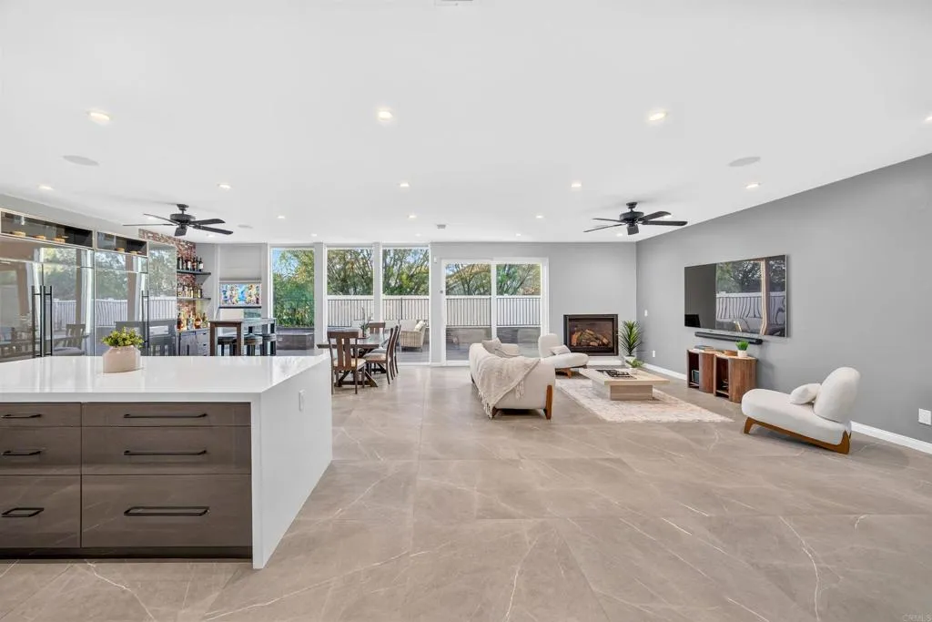 https://cdn.realtyfeed.com/cdn/127/307082990/95353e24f36670ca3a3e9679d8815b2c.webp