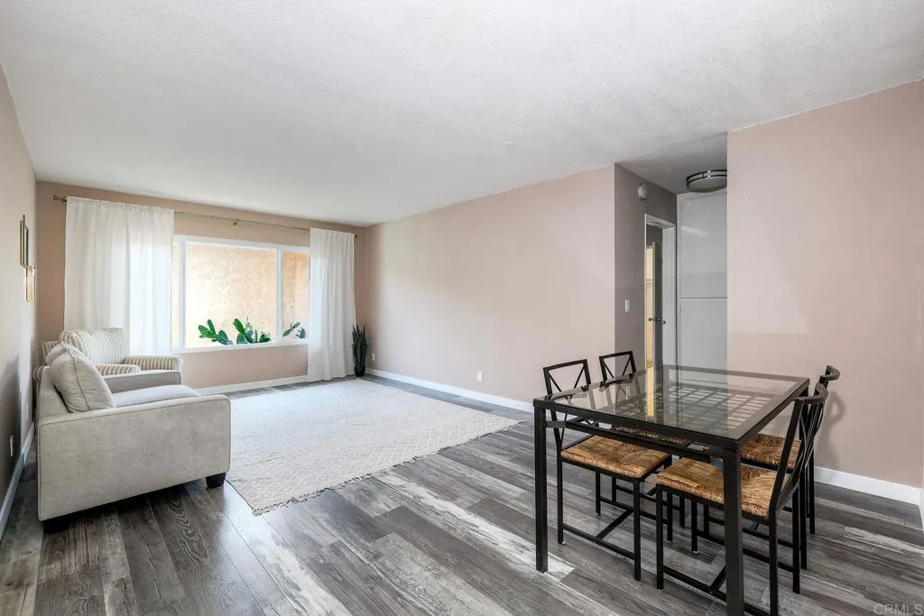 https://cdn.realtyfeed.com/cdn/127/307083043/52da99001efaa024eb0955bcaf47ab6c.webp