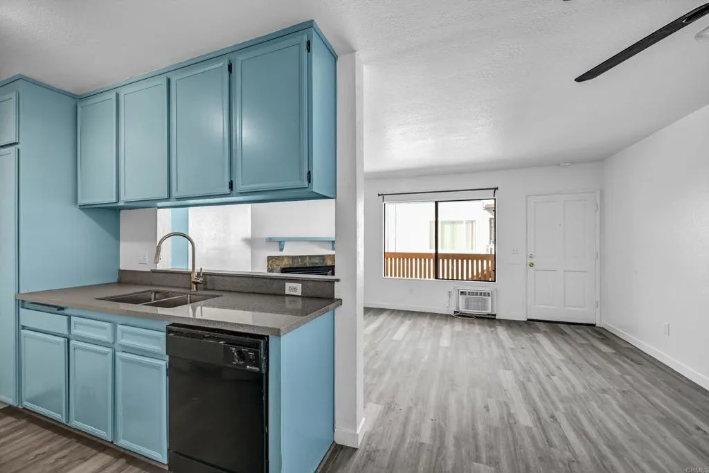 https://cdn.realtyfeed.com/cdn/127/307083076/cf03ef228a6bc6bd5727d00539e6e588.webp