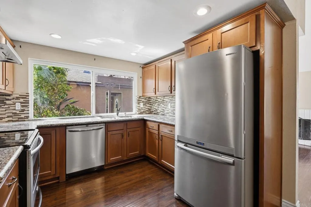 https://cdn.realtyfeed.com/cdn/127/307083091/1810d759c1b0ab83dd2fb1adefb40e15.webp