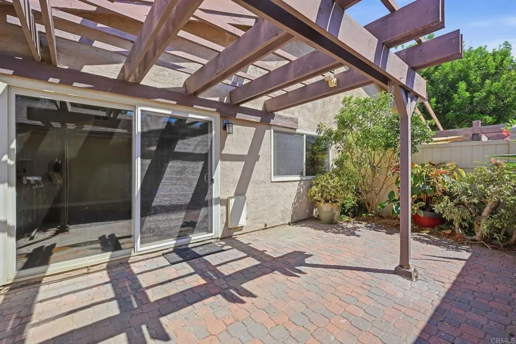 https://cdn.realtyfeed.com/cdn/127/307083091/901e5b191f6340b120c07b4818ce49c6.webp