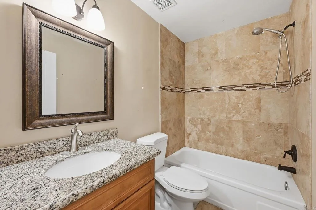 https://cdn.realtyfeed.com/cdn/127/307083091/cd8695426c1e67c2c6b8c152c5b4186b.webp