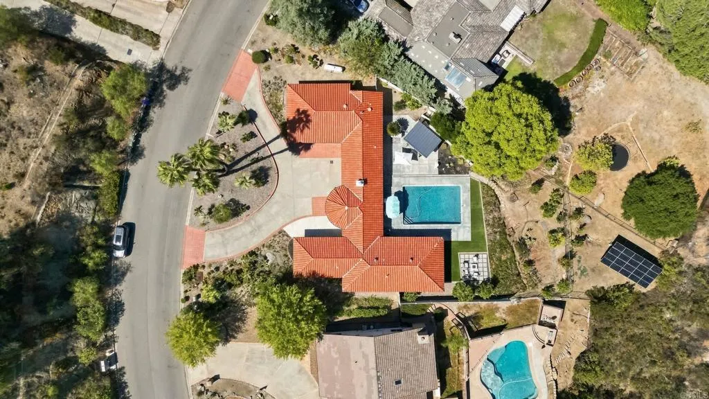 https://cdn.realtyfeed.com/cdn/127/307083109/224f10b7678235778aad0dde2f20a9ea.webp