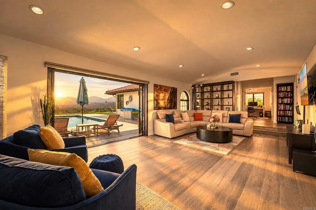 https://cdn.realtyfeed.com/cdn/127/307083109/3cad1901fda8d35c1effd6fc6578637c.webp