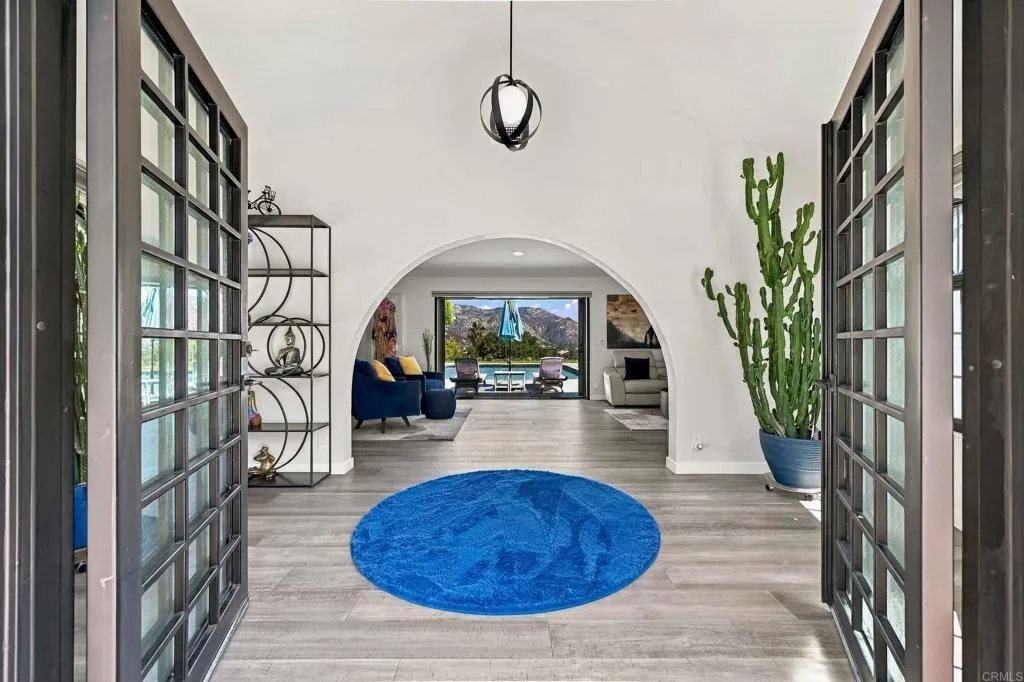 https://cdn.realtyfeed.com/cdn/127/307083109/d9f7c79121b54989aad05a367379f6ca.webp