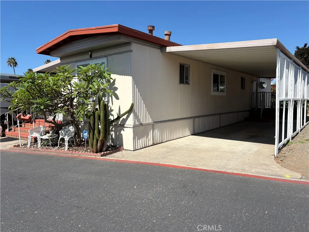 76 Shirle, Oceanside, CA 92058 - Photo 2 of 19, Oceanside, CA