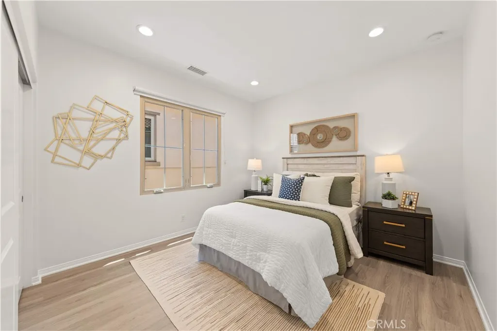 Irvine, CA 92620