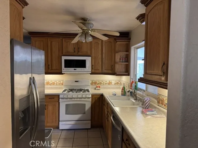 https://cdn.realtyfeed.com/cdn/127/307083138/aba7ef4725b6be60a809b03b9210ec13.webp