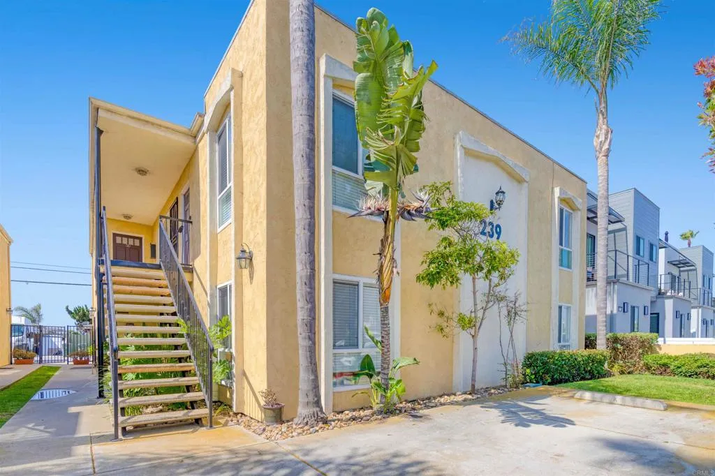 239 Ebony Avenue Unit 4, Imperial Beach, CA 91932 - Photo 4 of 19, Imperial Beach, CA