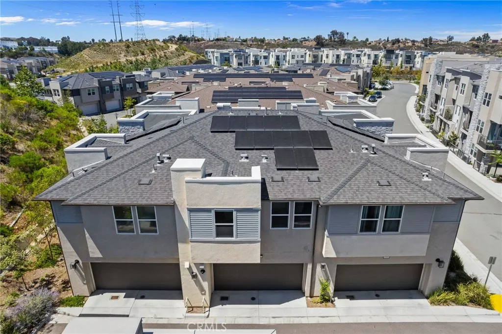https://cdn.realtyfeed.com/cdn/127/307083214/048e1129da43f771a1bf611227c8a207.webp
